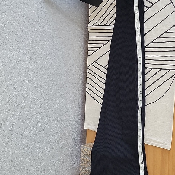 NWT Amour Vert Magda Ribbed Legging - Picture 6 of 9